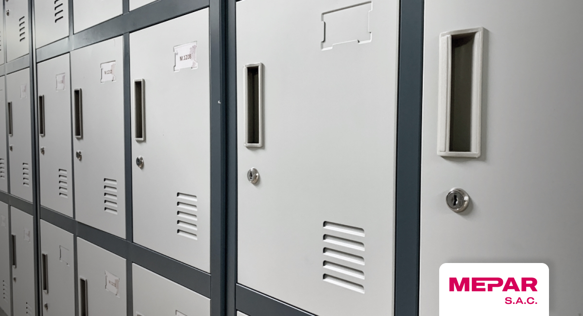 Gabinetes metálicos